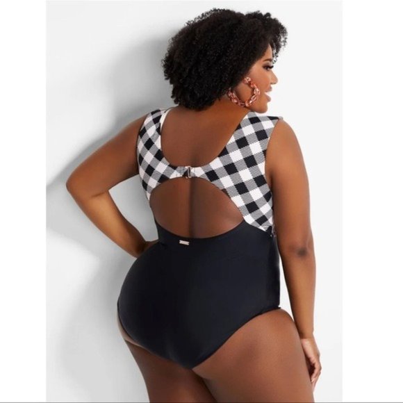 Raisins Curve Gaia Black & White Houndstooth Plaid Slimming Swimsuit New - Picture 3 of 10